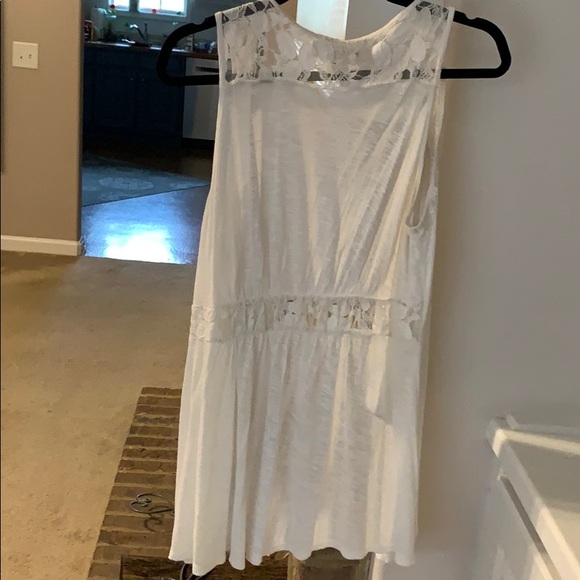White vest